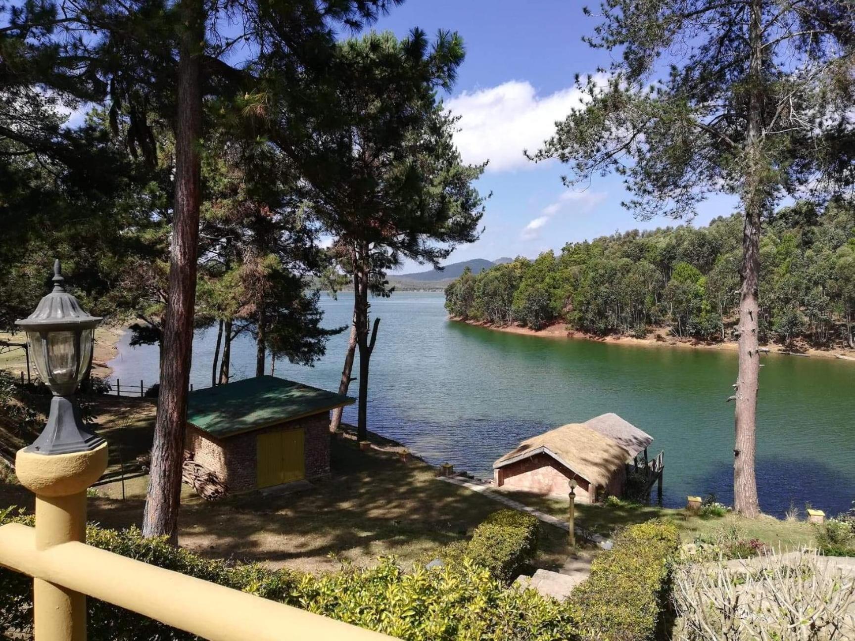 Le Chateau du Lac de Mantasoa Extérieur photo